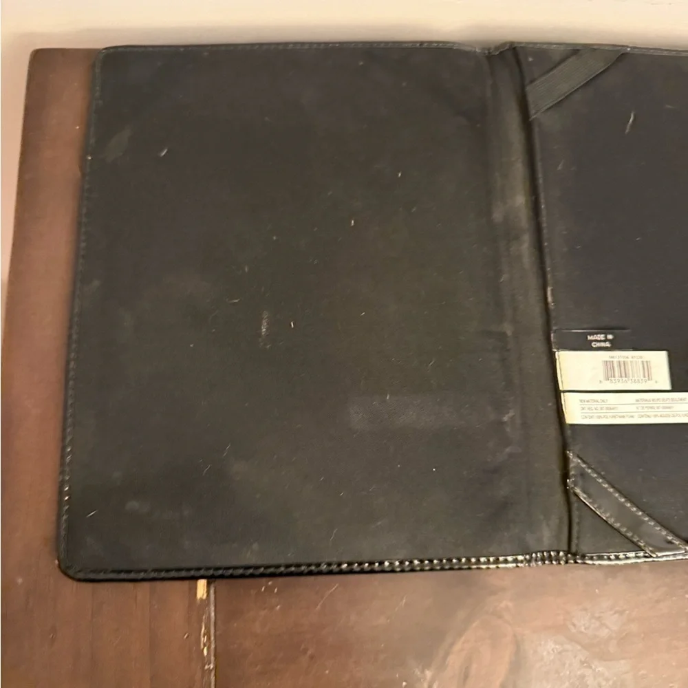 Marc by Marc Jacobs Woven iPad Tablet Folio Case Black Ivory